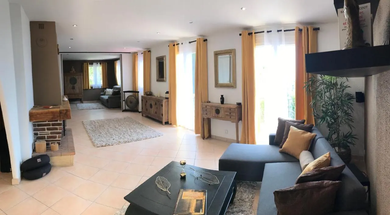 Echappee-Belle-Appartement Dans Maison Eze Apartment