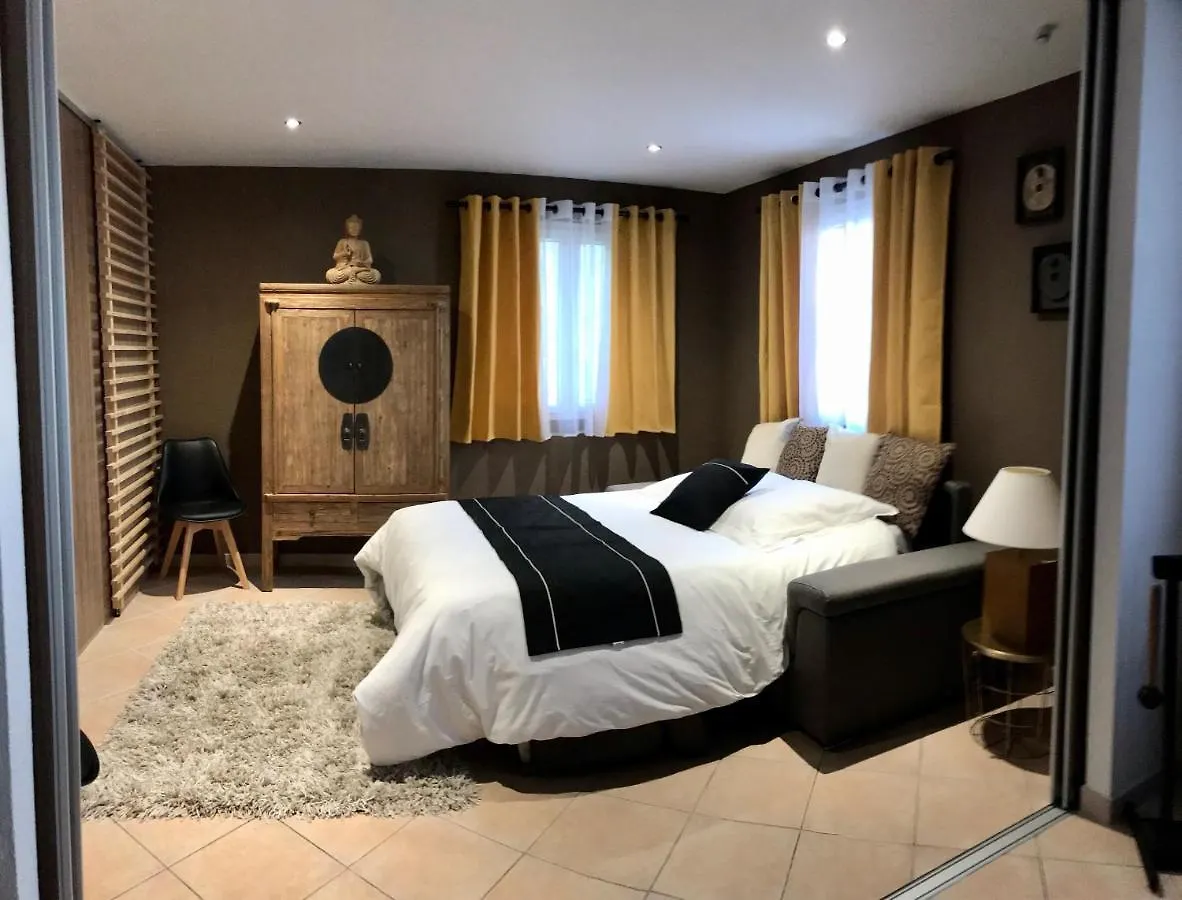 Echappee-Belle-Appartement Dans Maison Eze Apartment