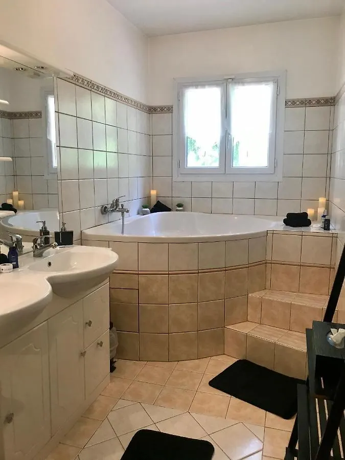 Apartment Echappee-Belle-Appartement Dans Maison Eze